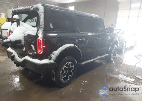 2023 Ford Bronco Outer Banks z USA, uszkodzony, nr VIN 1FMDE5BH3PLB14341